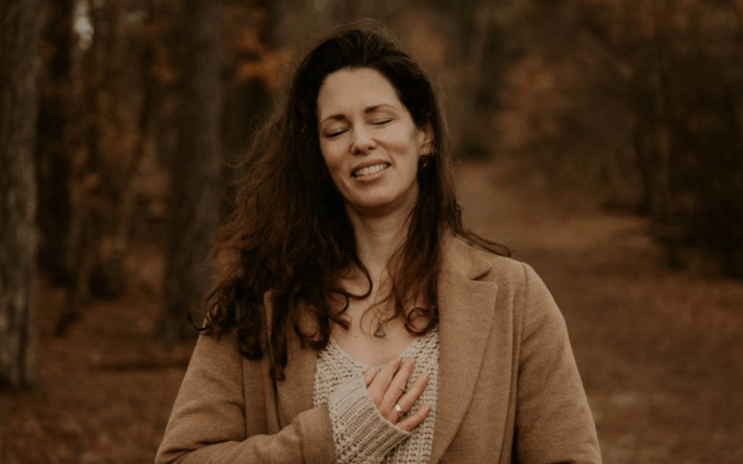 Holistische coach voor HSP-vrouwen: waarom je geen oppervlakkige tips nodig hebt, maar iemand die jou echt ziet; in lichaam, psyche, systeem en ziel